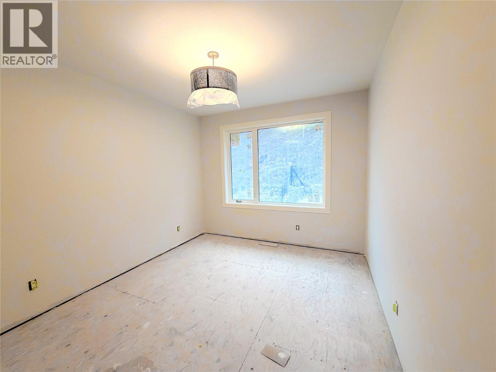 1531 Olive Pond Place, Kelowna