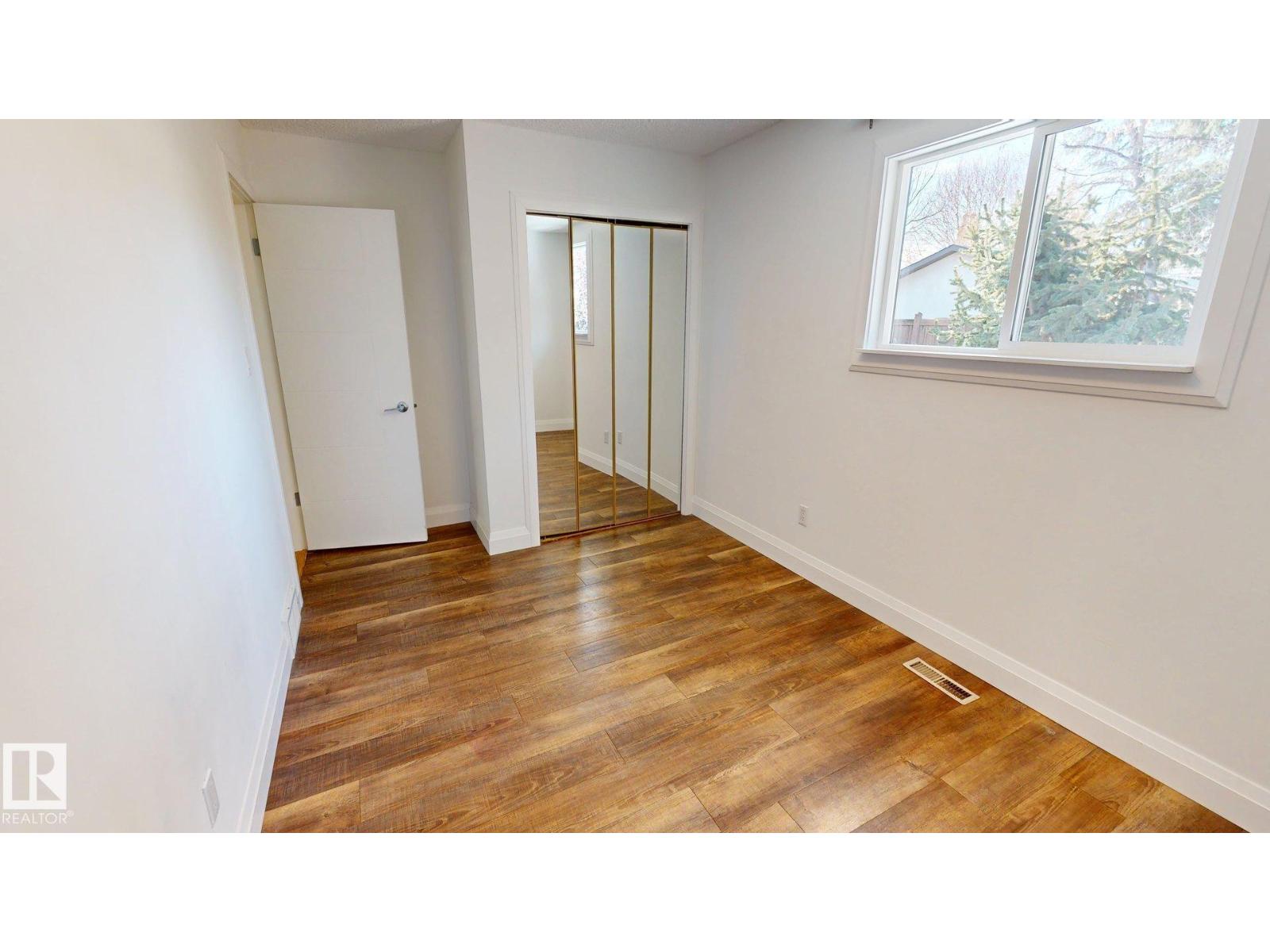 3718 103B ST NW - 15