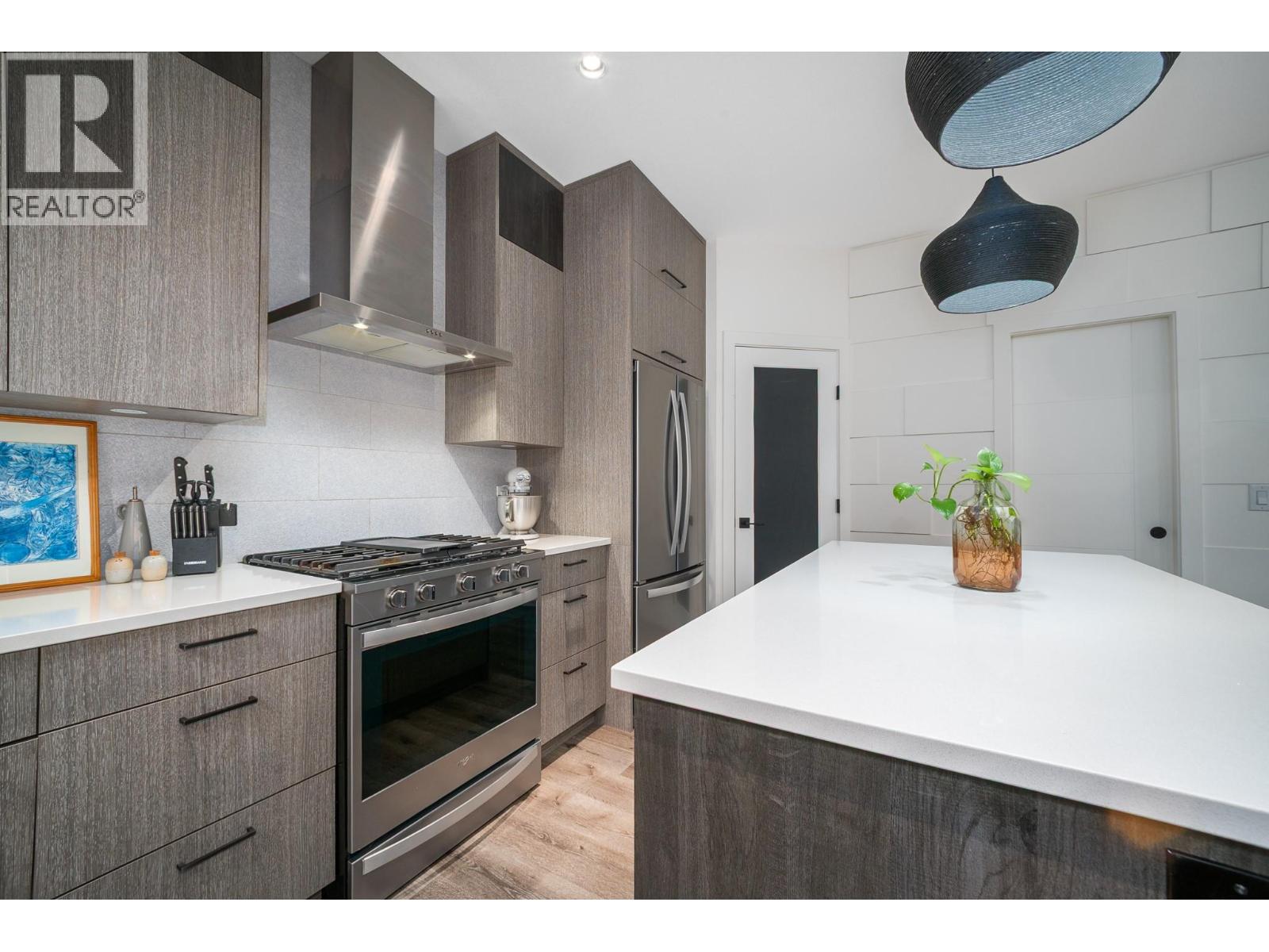 4 805 Burne Avenue, Kelowna