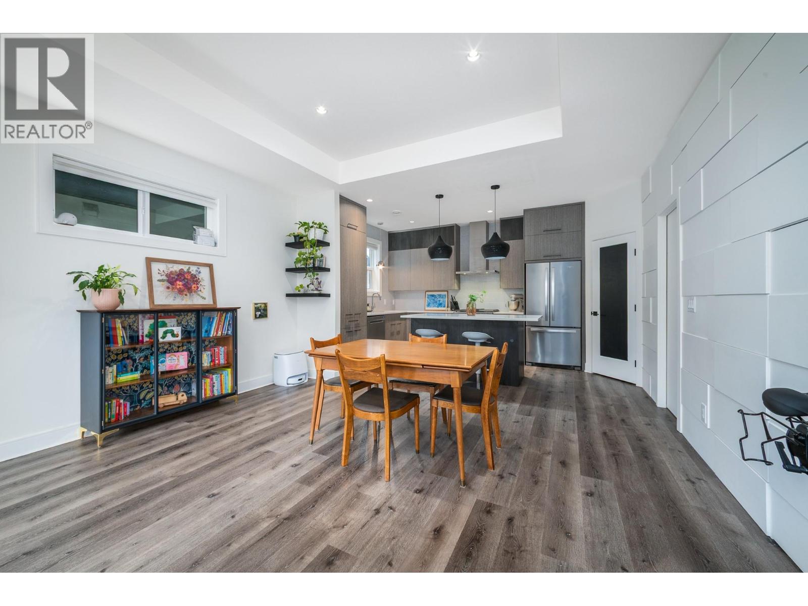 4 805 Burne Avenue, Kelowna