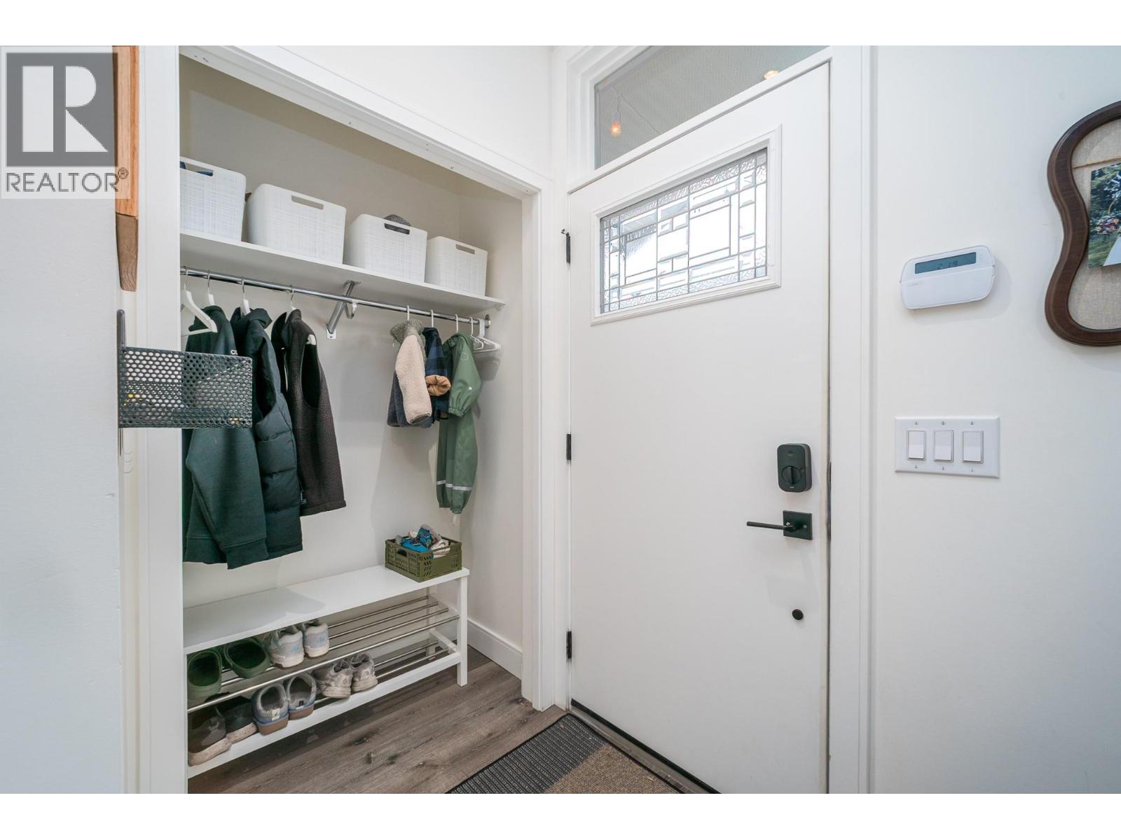 4 805 Burne Avenue, Kelowna