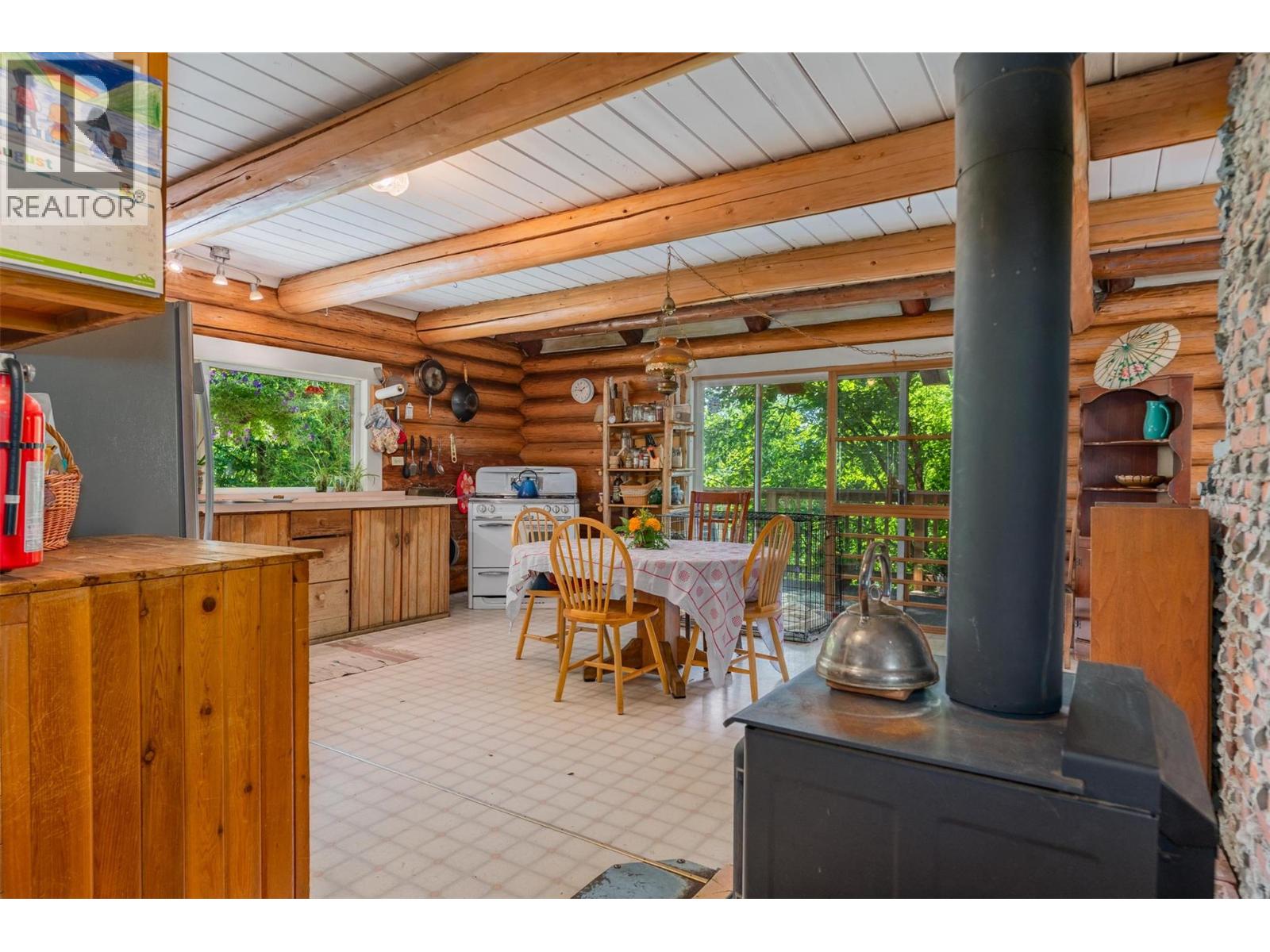 1506 Highway 31A, New Denver