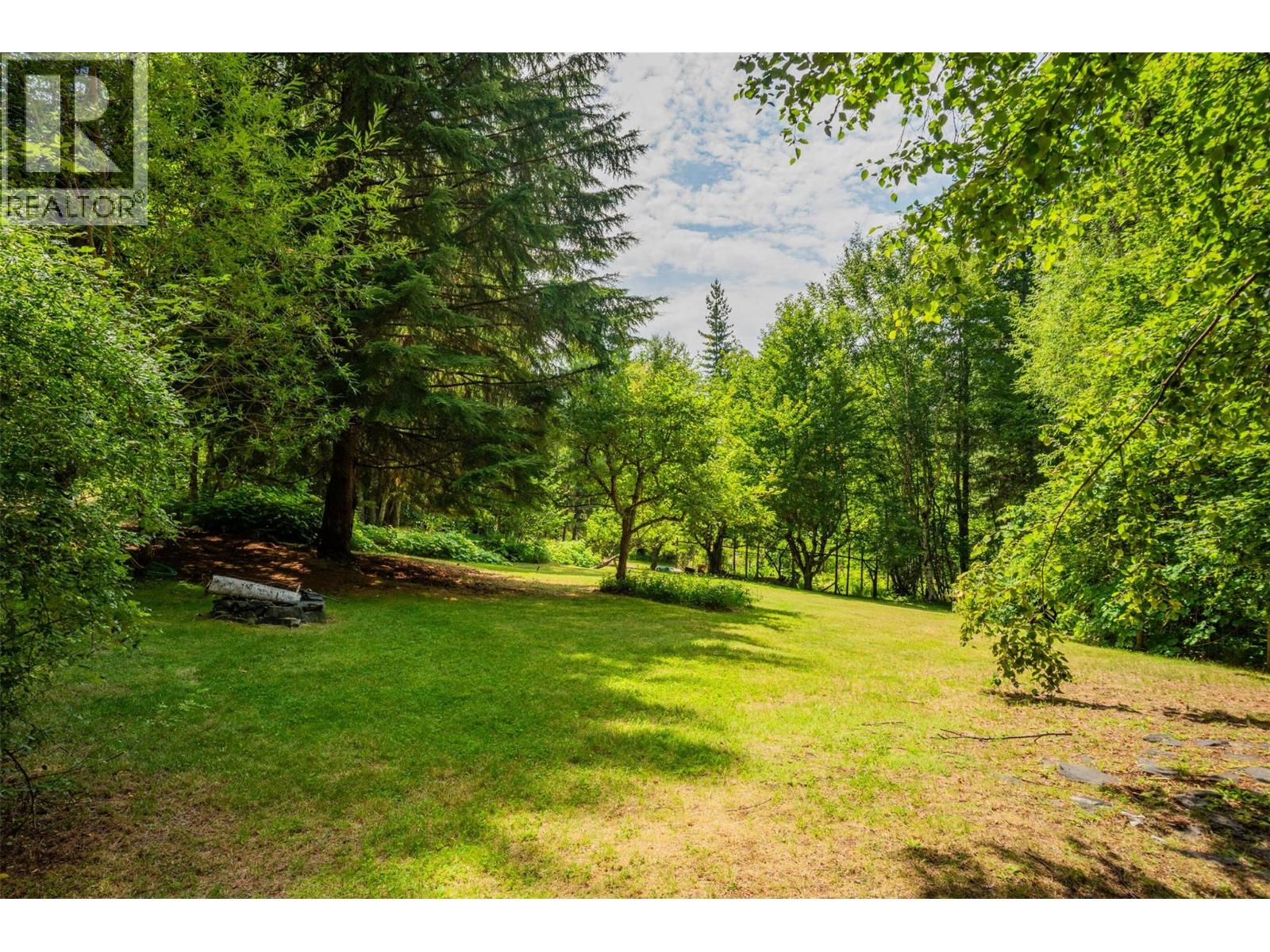 1506 Highway 31A, New Denver