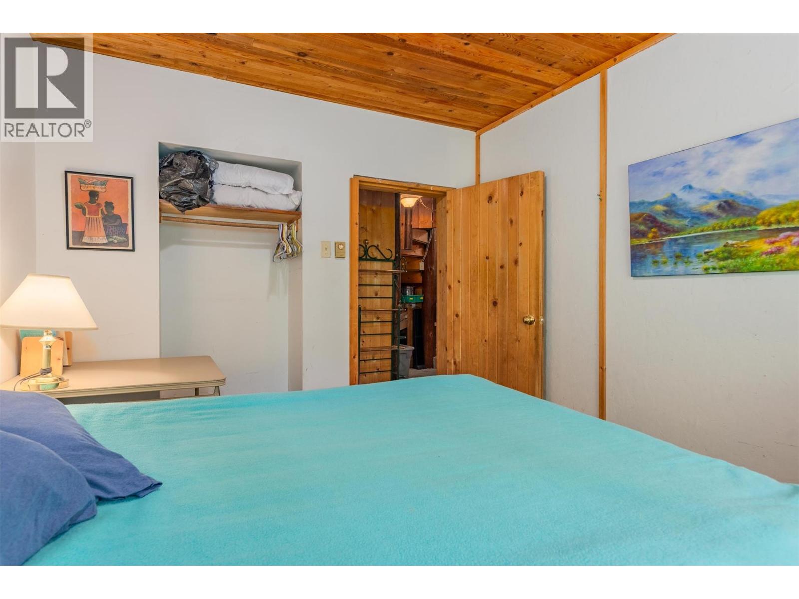 1506 Highway 31A, New Denver