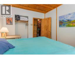 1506 Highway 31a, New Denver, BC V0G1S0 Photo 14
