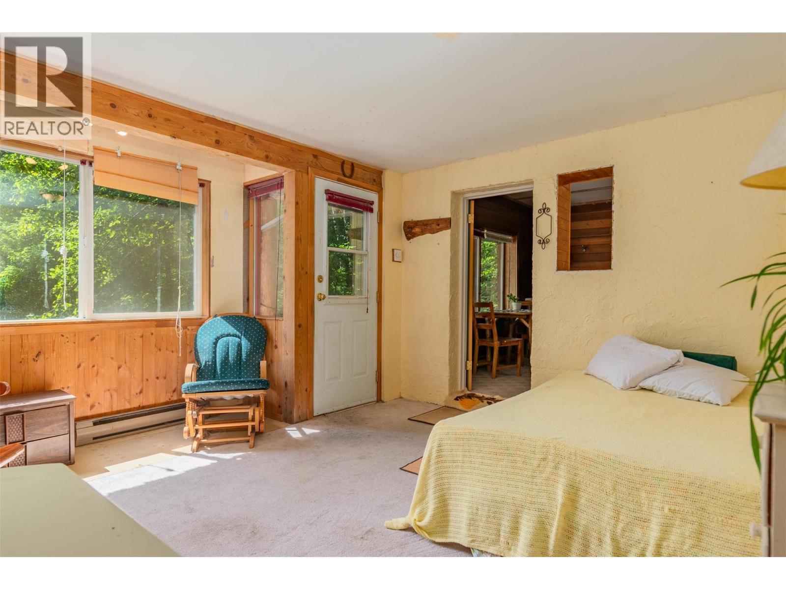 1506 Highway 31A, New Denver