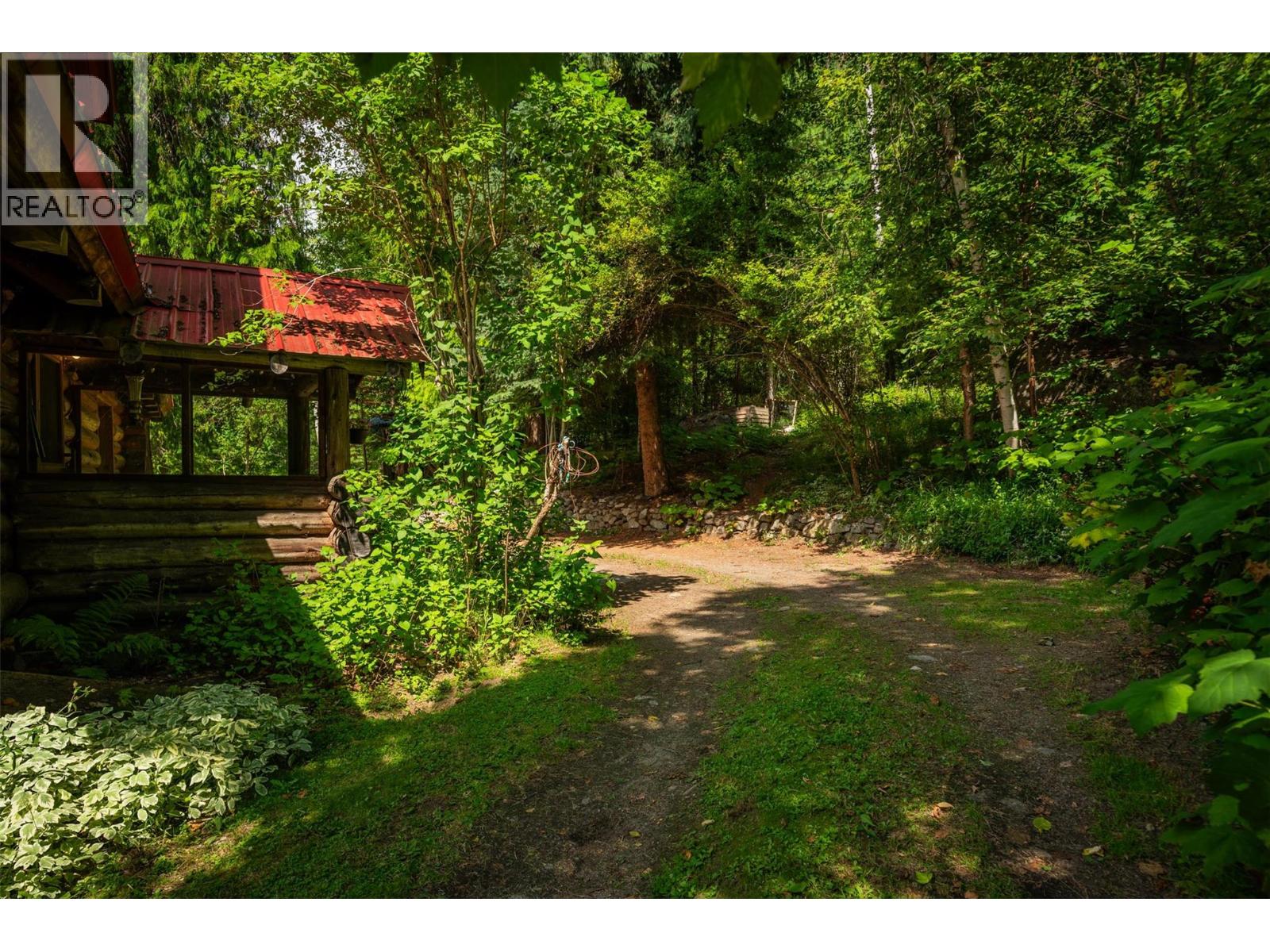 1506 Highway 31A, New Denver