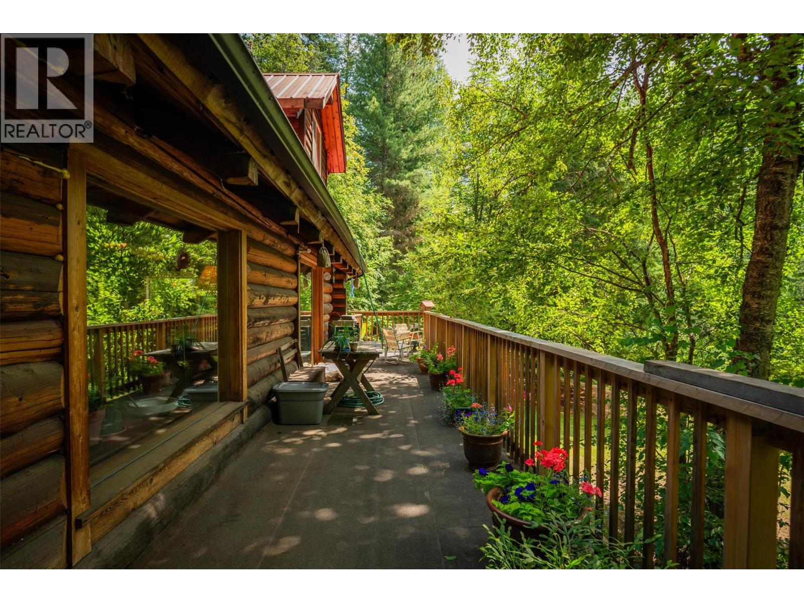 1506 Highway 31A, New Denver