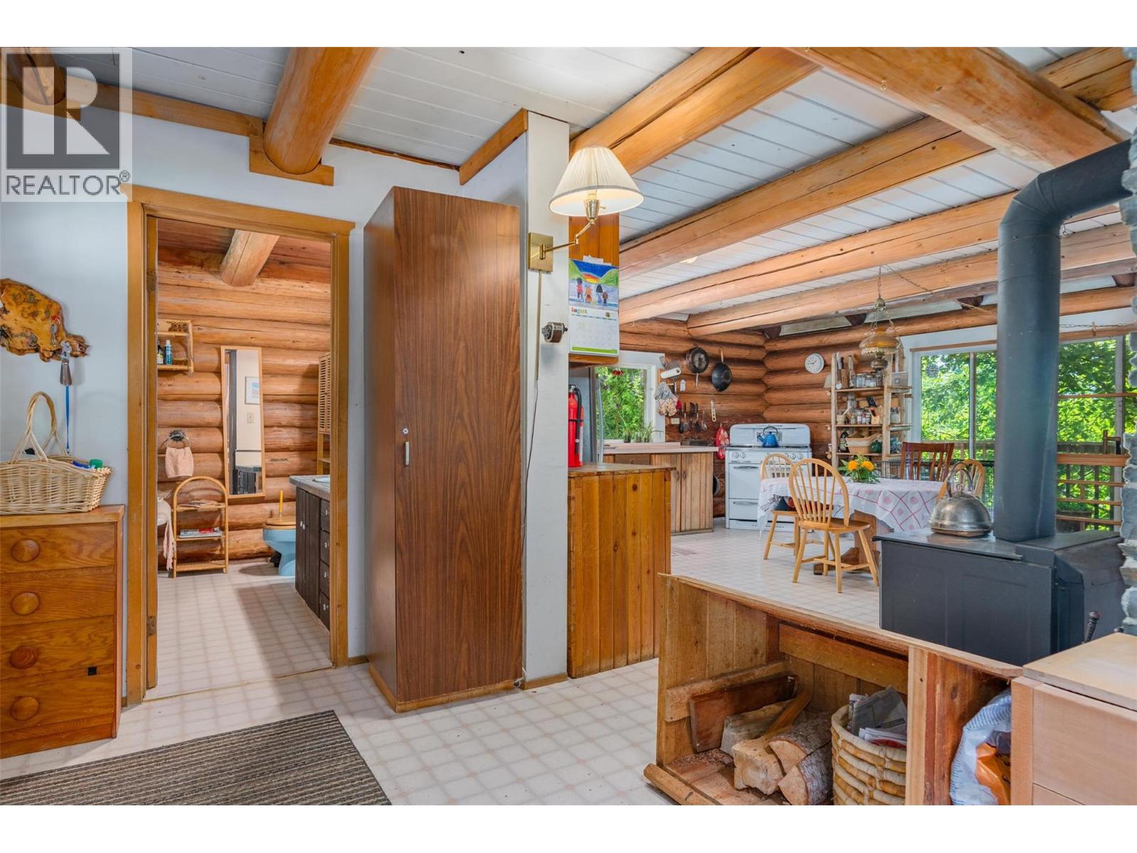 1506 Highway 31A, New Denver