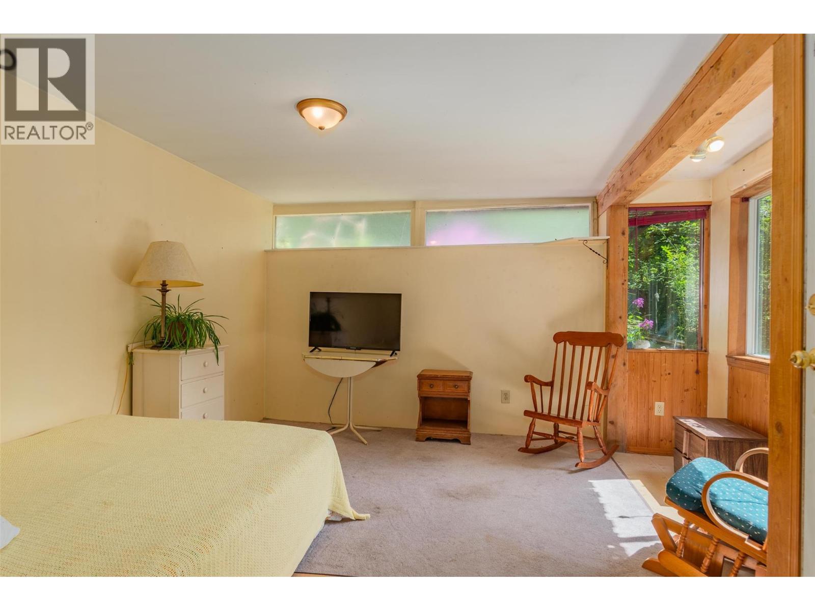 1506 Highway 31A, New Denver