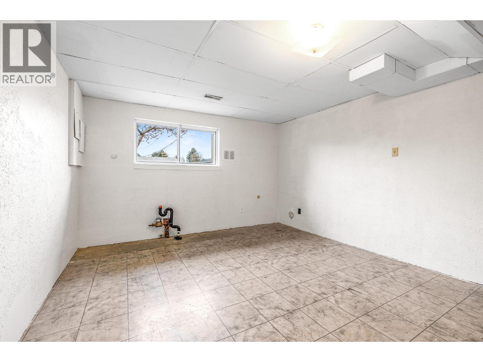 1362 Ottawa Place, Kamloops