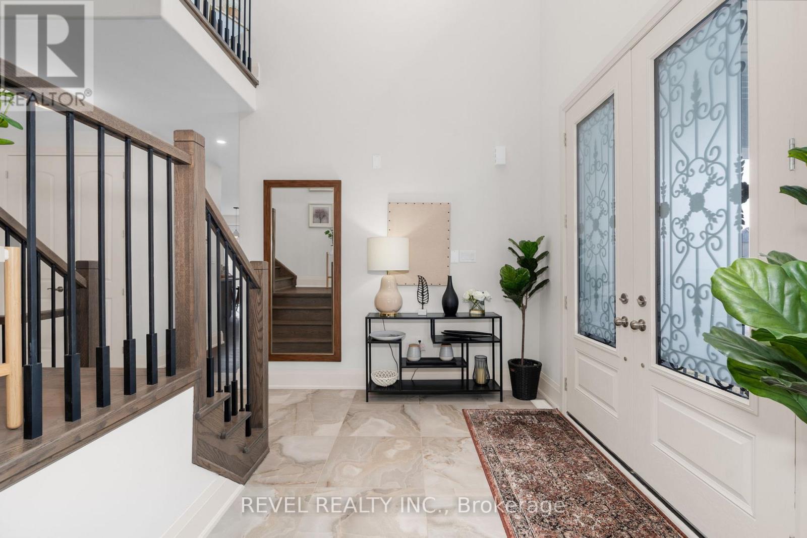 51 WOOD CRESCENT - 10
