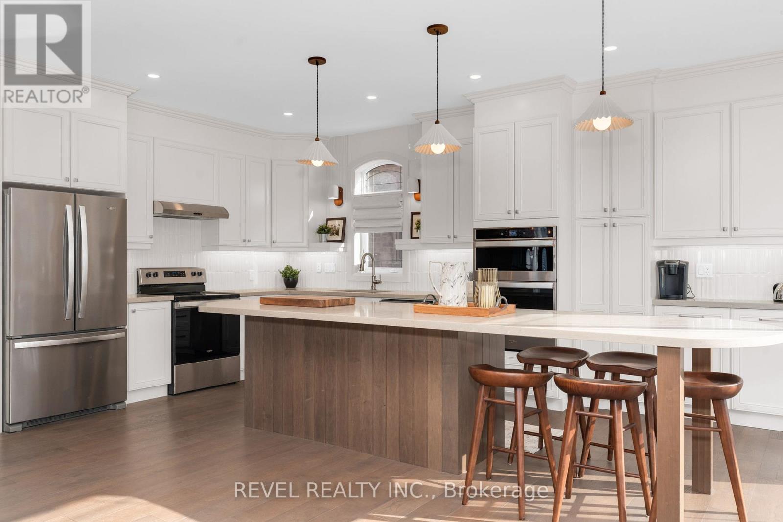 51 WOOD CRESCENT - 20