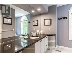223 Briar Hill Crescent, Hamilton, ON L9G3M9 Photo 33