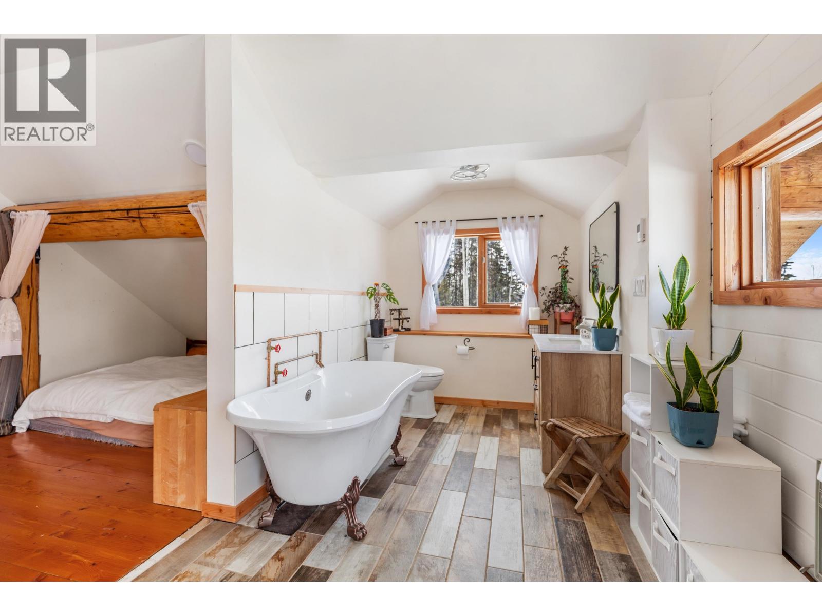 29070 CHIEF LAKE ROAD, Prince George