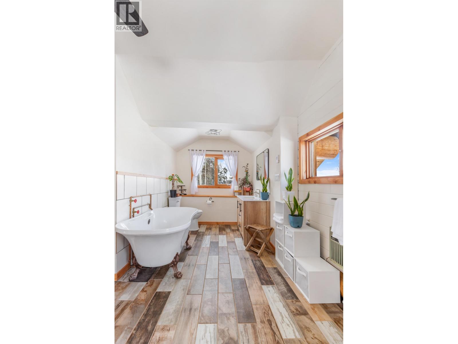 29070 CHIEF LAKE ROAD, Prince George