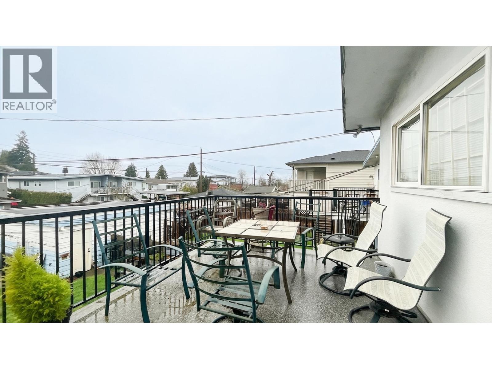 6609-6611 LAKEVIEW AVENUE, Burnaby