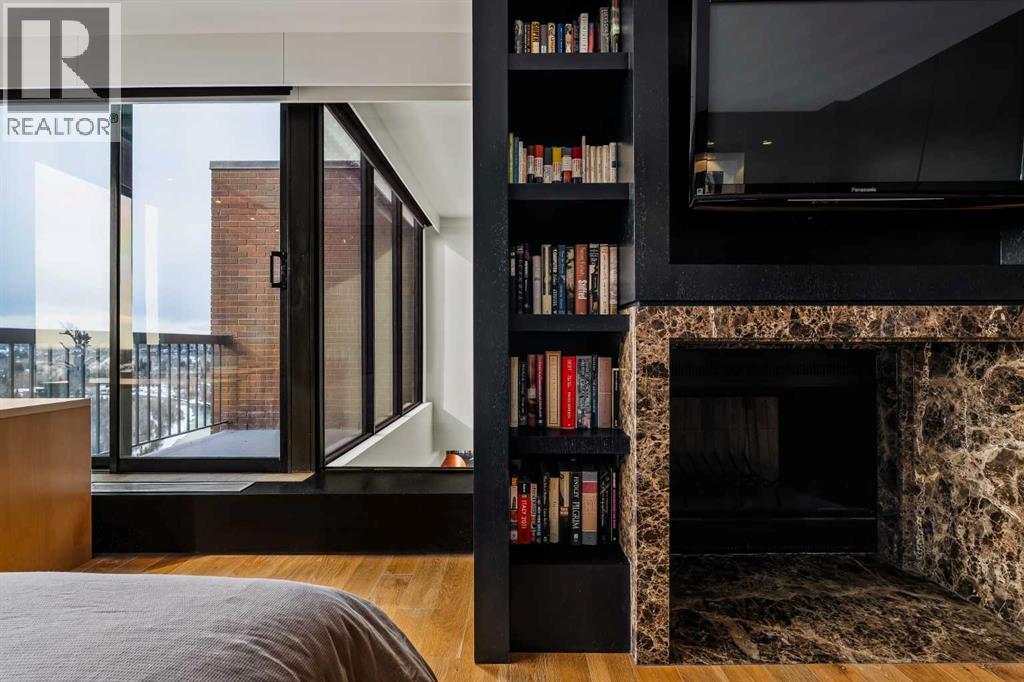 Single Family House Multi-level for Sale in    Avenue SW Mission Calgary 