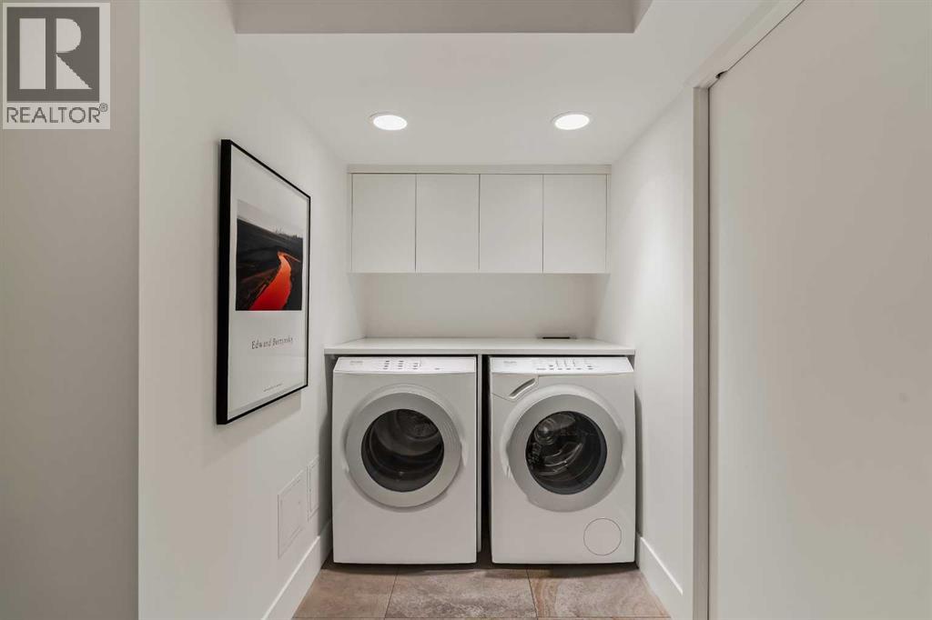 Single Family House Multi-level for Sale in    Avenue SW Mission Calgary 