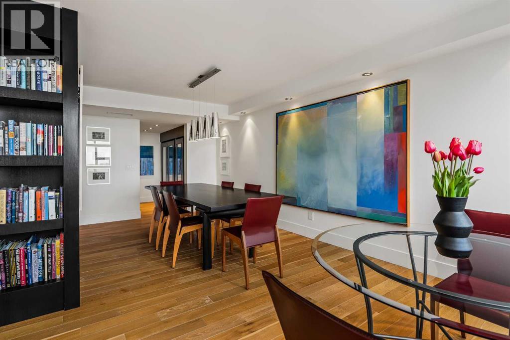 Single Family House Multi-level for Sale in    Avenue SW Mission Calgary 