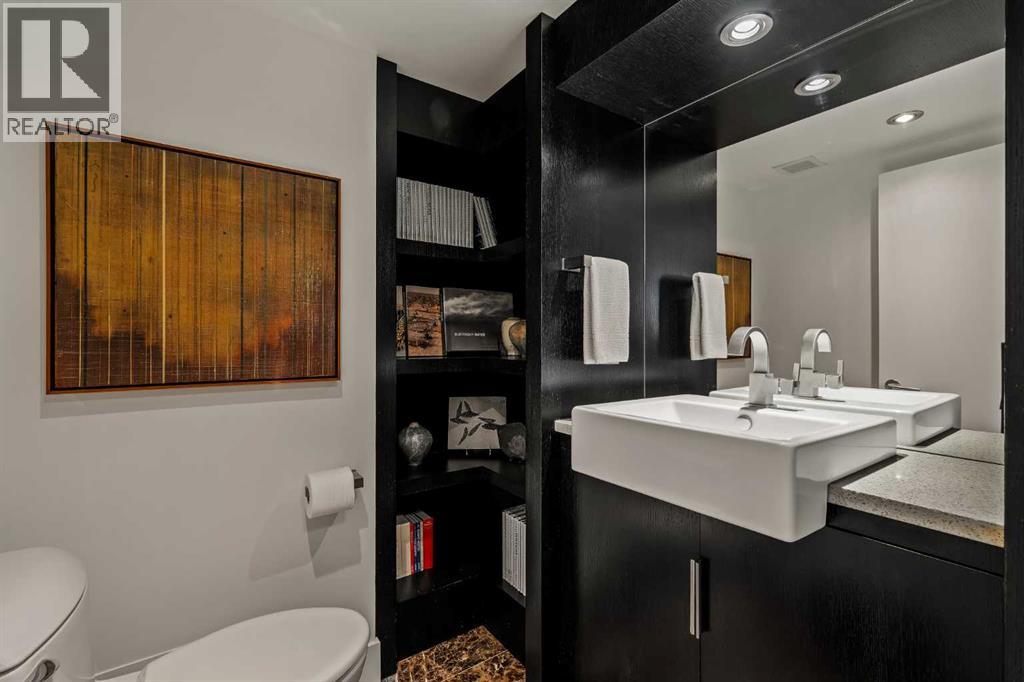 Single Family House Multi-level for Sale in    Avenue SW Mission Calgary 