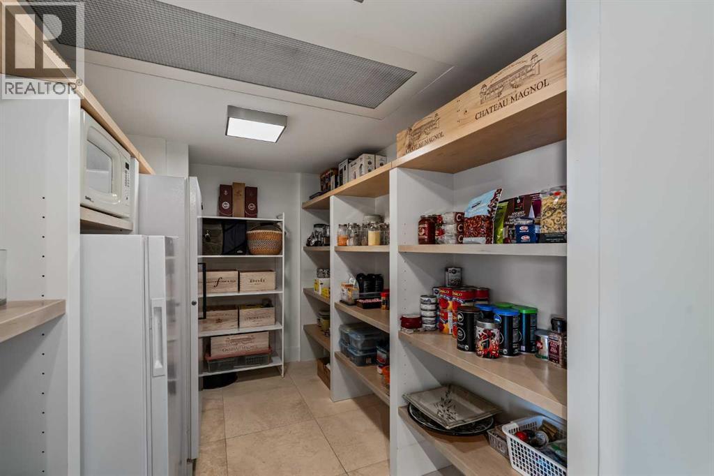 Single Family House Multi-level for Sale in    Avenue SW Mission Calgary 