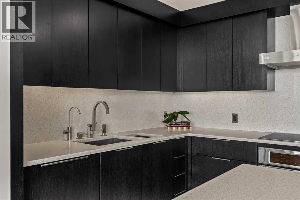 Single Family House Multi-level for Sale in    Avenue SW Mission Calgary 