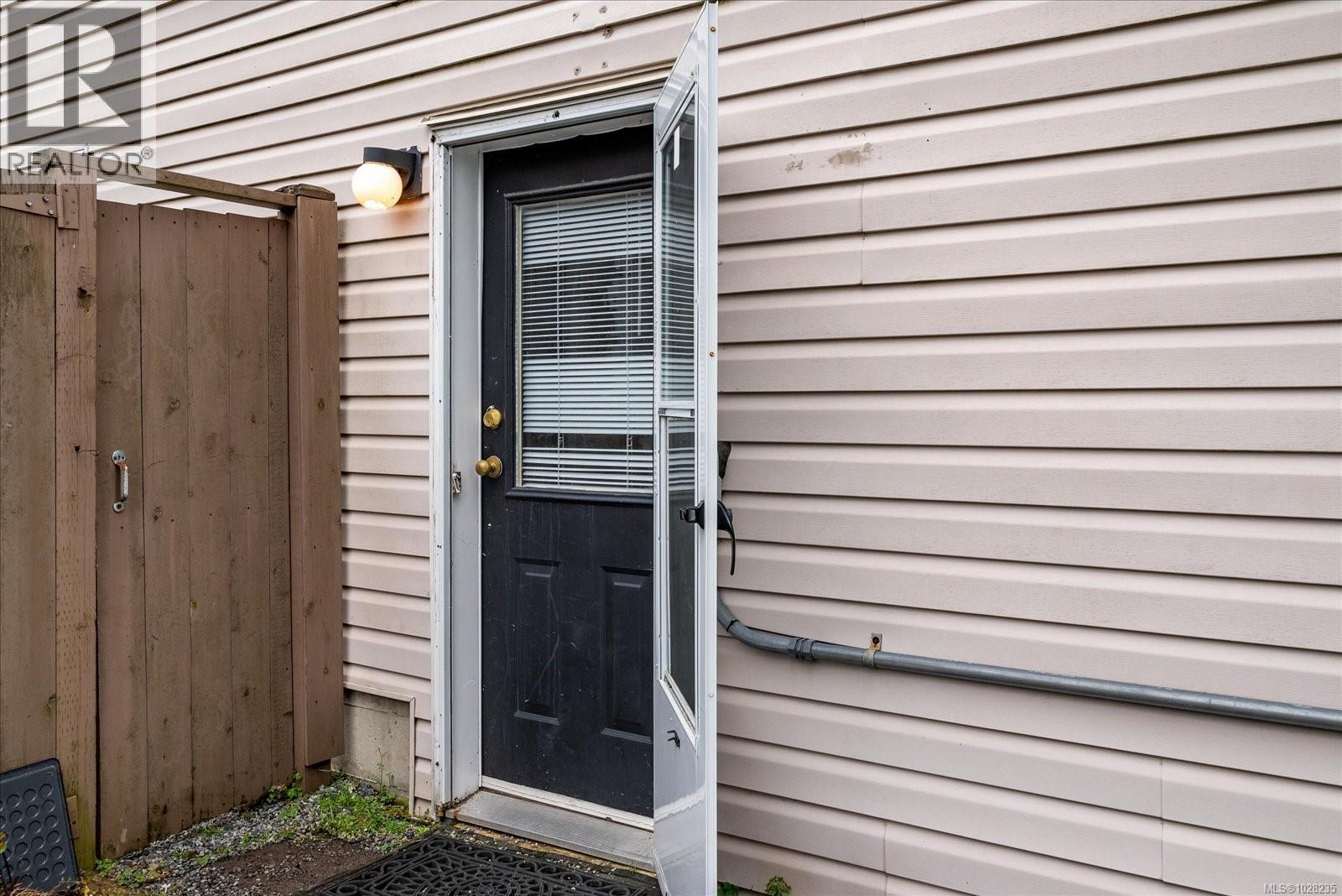 5541 HAMMOND BAY RD - 45