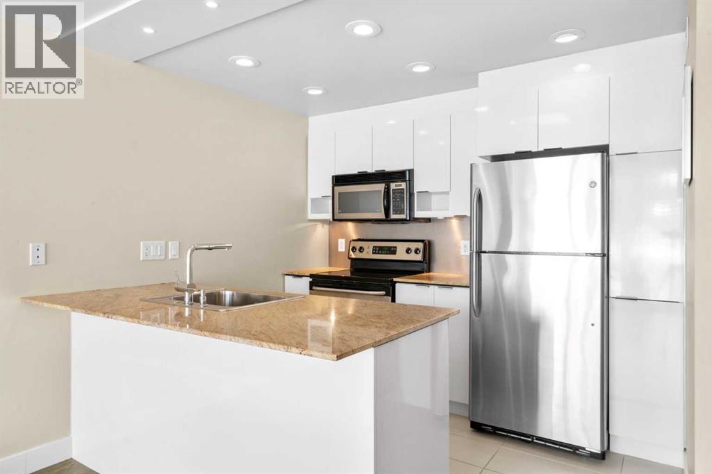 Single Family House for Sale in   Avenue SW Beltline Calgary 