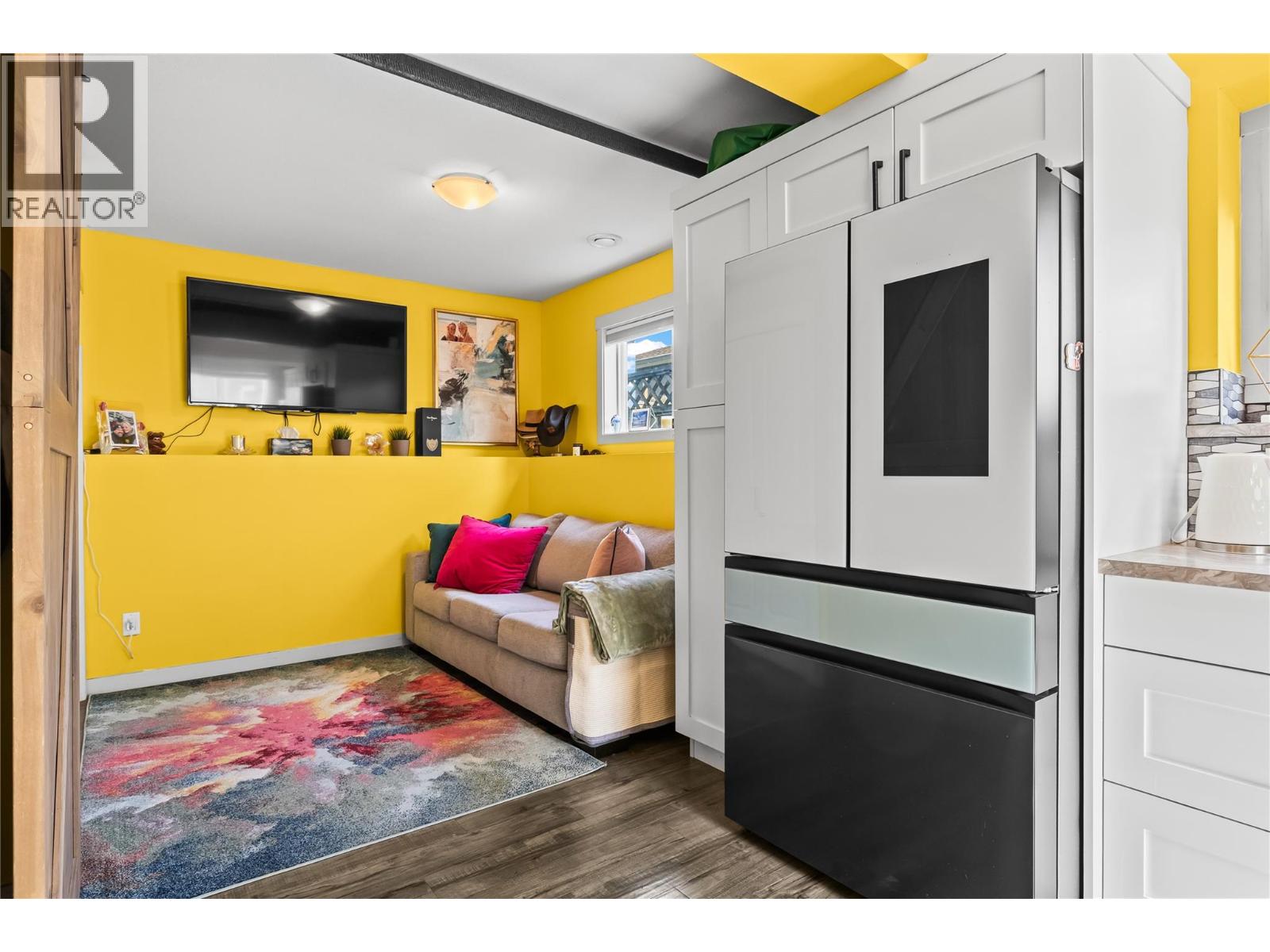 1319 Belaire Avenue, Kelowna