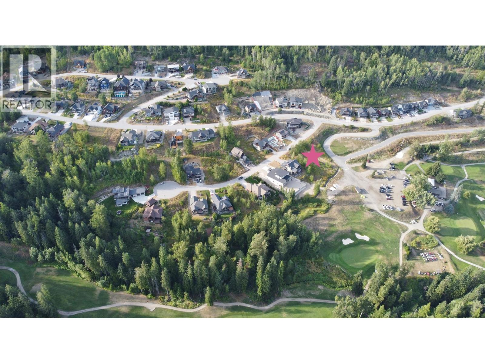 801 WHITE TAIL Drive, Rossland