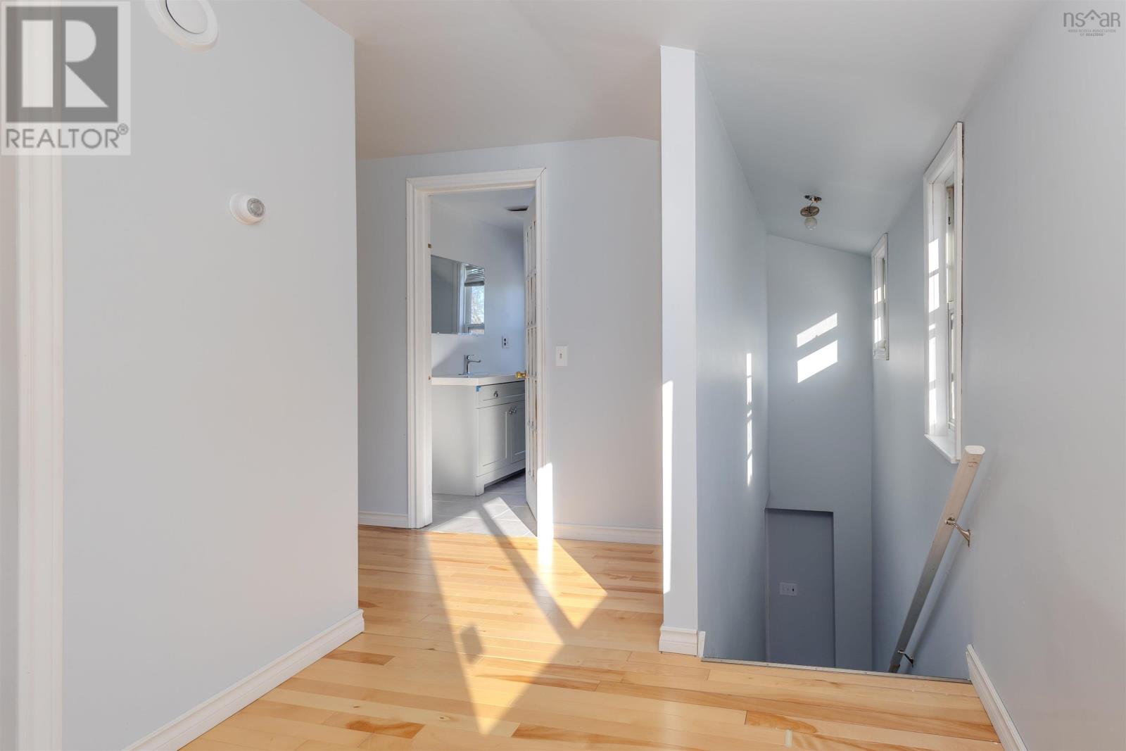 Property 21 of 31 of 7 Cochrane Street