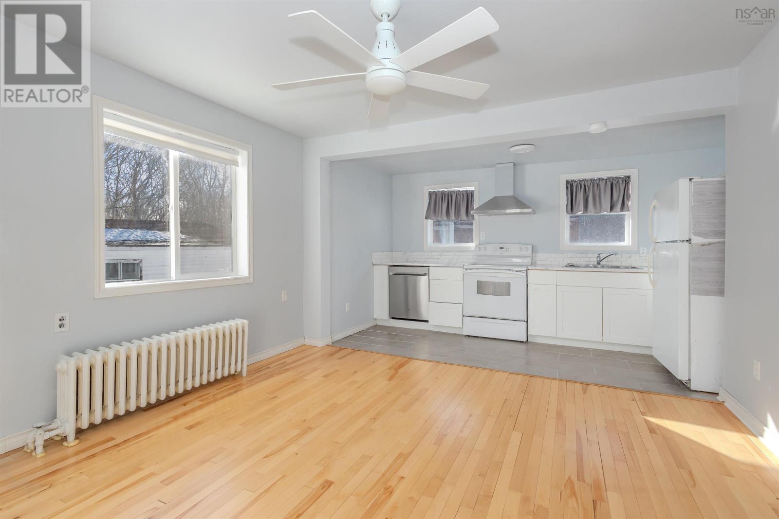 Property 30 of 31 of 7 Cochrane Street