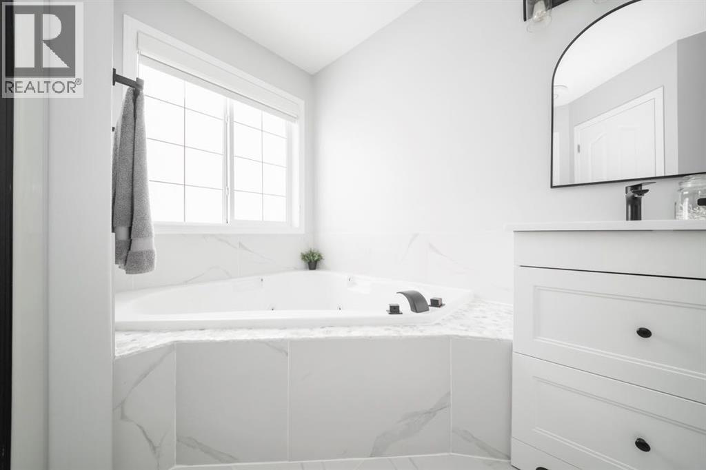 181 Archibald Close, Fort McMurray