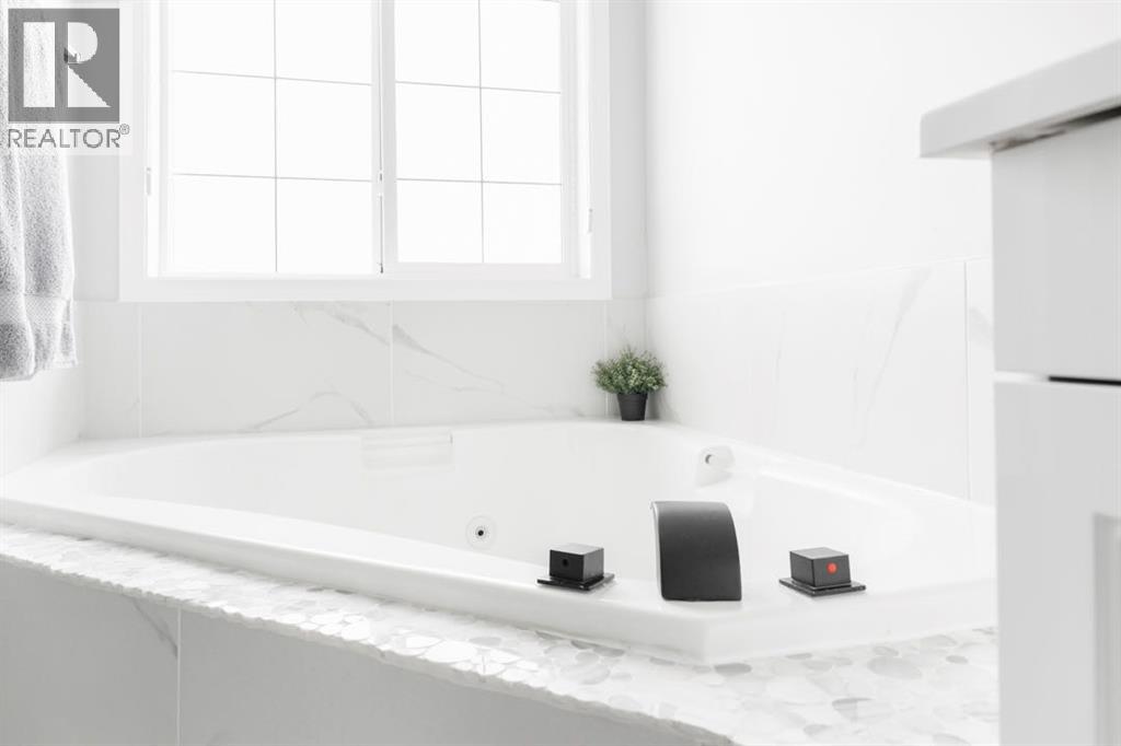 181 Archibald Close, Fort McMurray