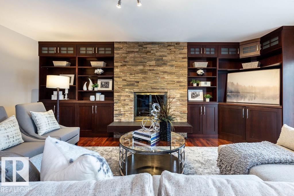 104 QUESNELL CR NW, Edmonton