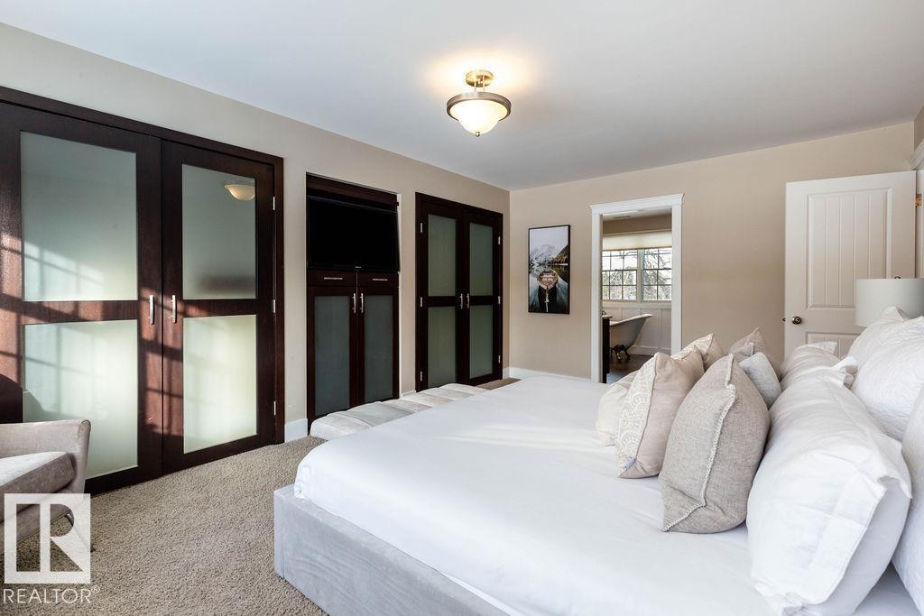 104 QUESNELL CR NW, Edmonton