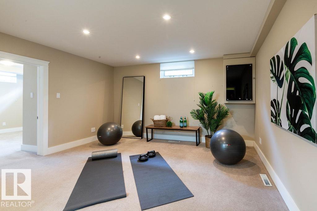 104 QUESNELL CR NW, Edmonton