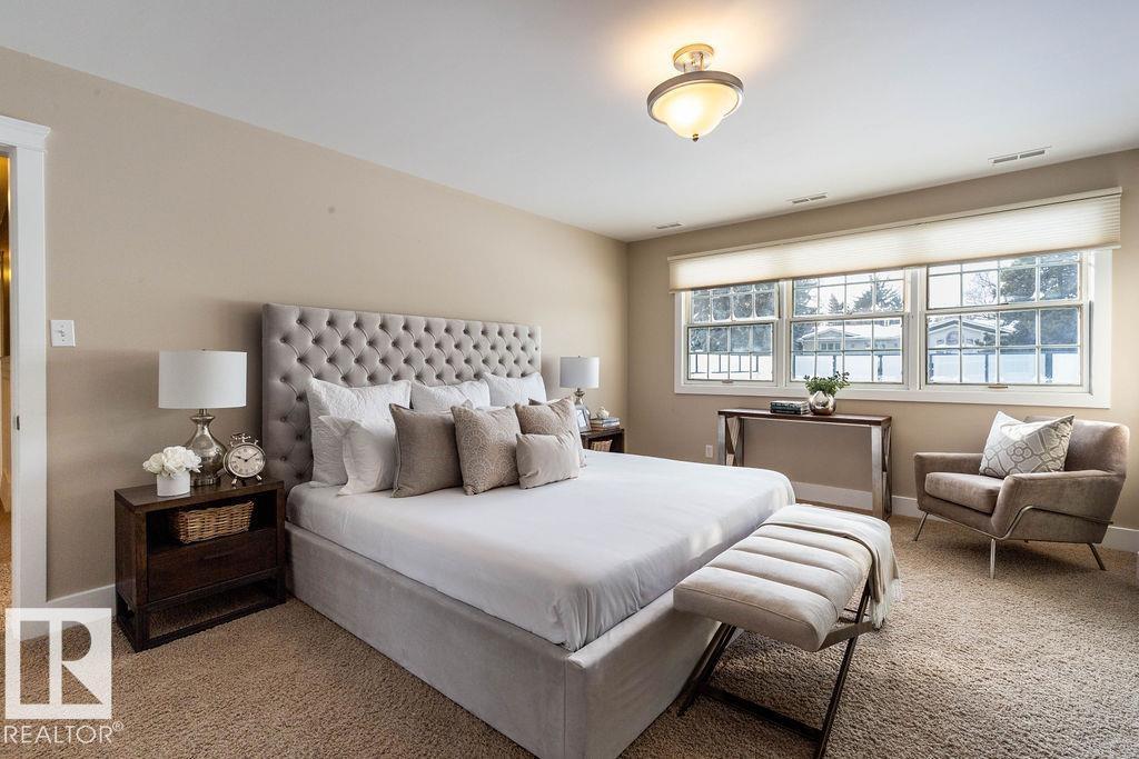 104 QUESNELL CR NW, Edmonton