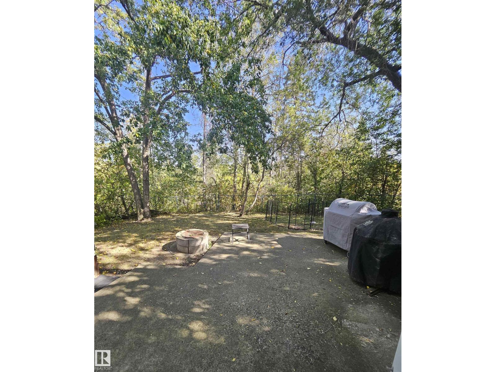 104 QUESNELL CR NW, Edmonton