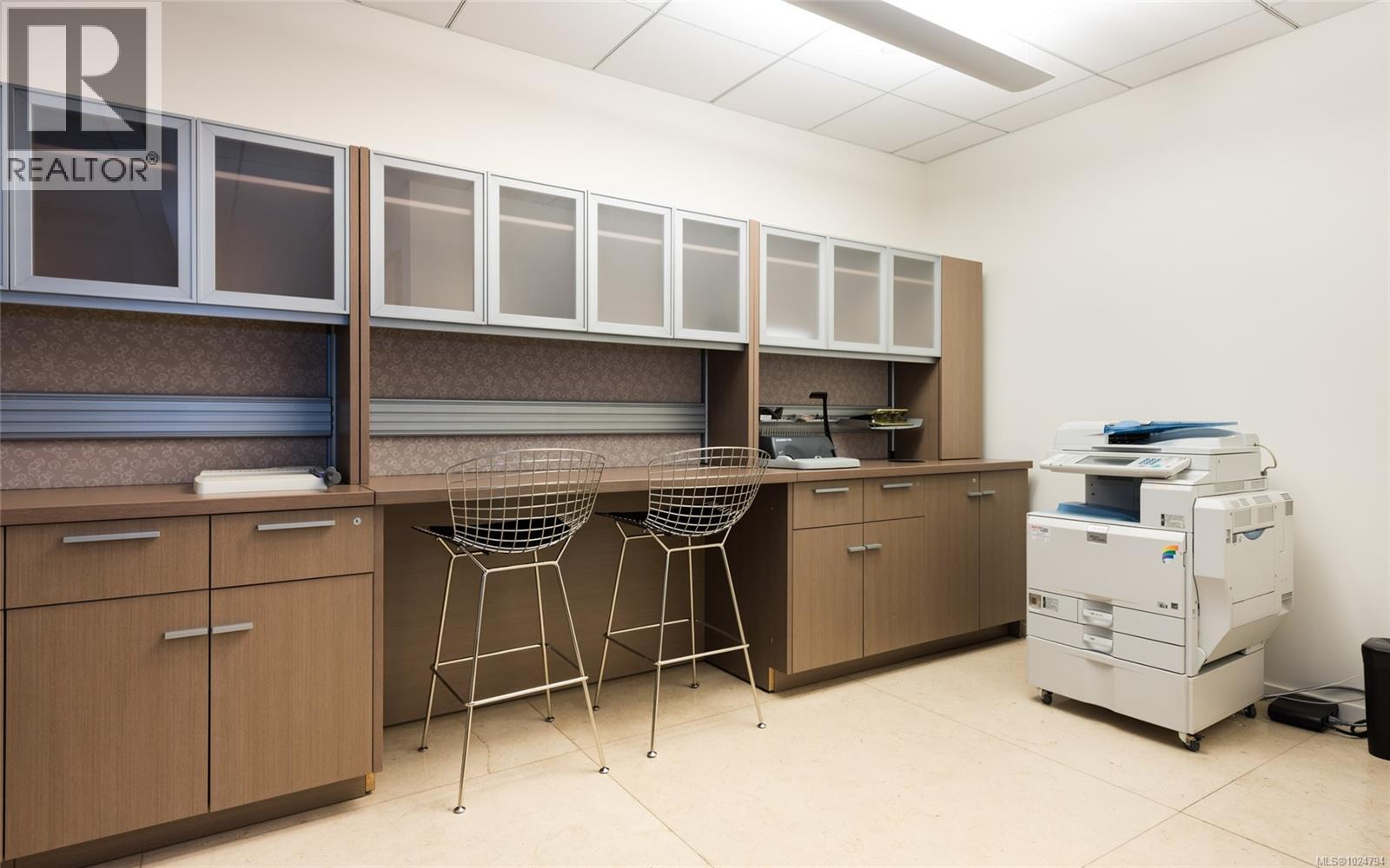 #613 100 SAGHALIE RD - 42