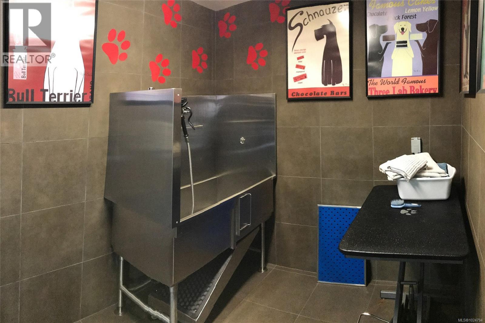 #613 100 SAGHALIE RD - 47