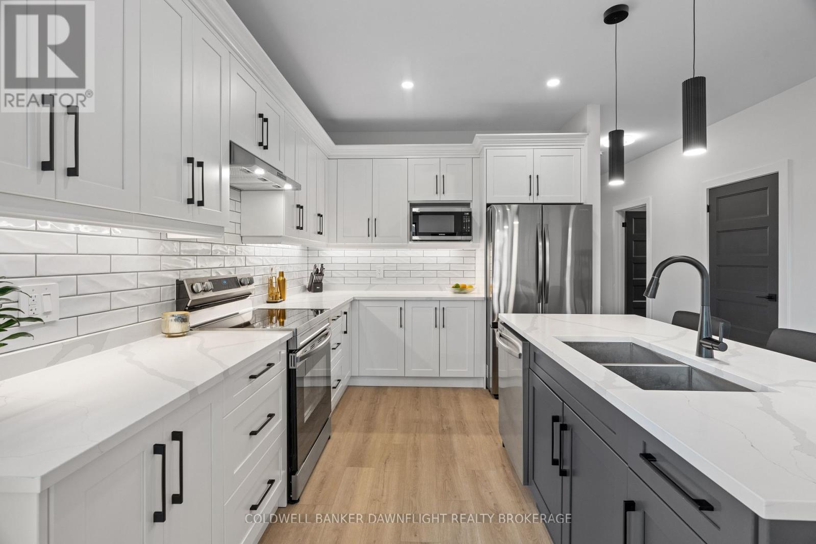 219 GREENE STREET - 16