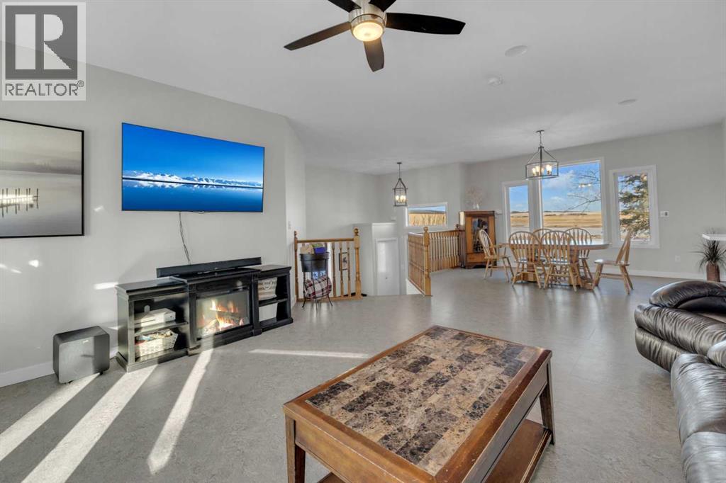 25408 Highway 597, Rural Lacombe County