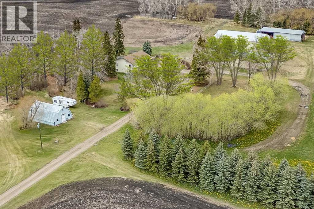 25408 Highway 597, Rural Lacombe County