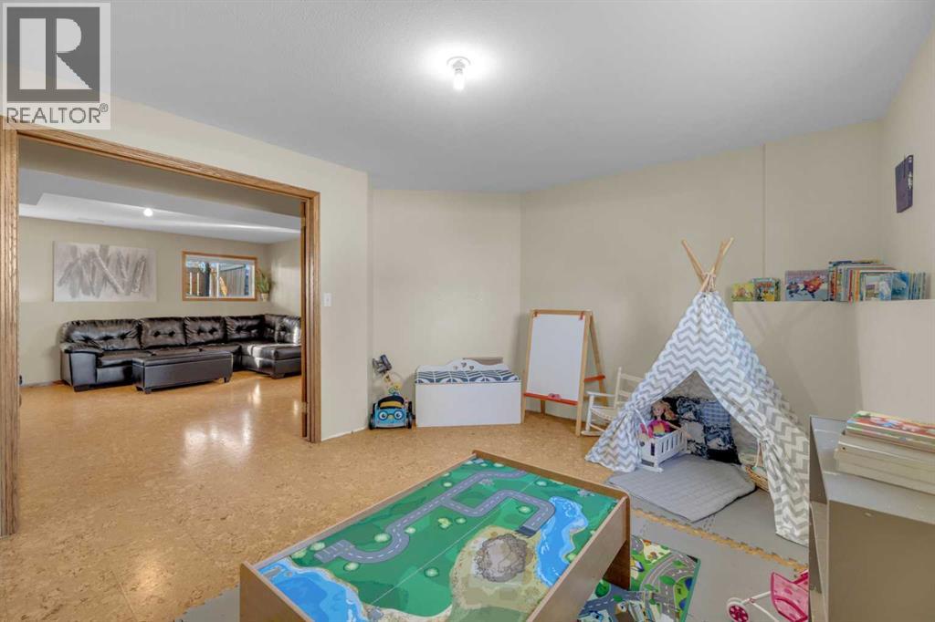 25408 Highway 597, Rural Lacombe County