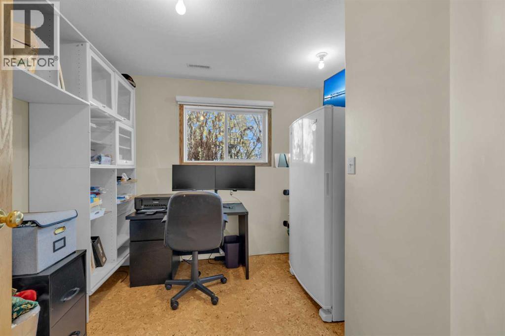 25408 Highway 597, Rural Lacombe County