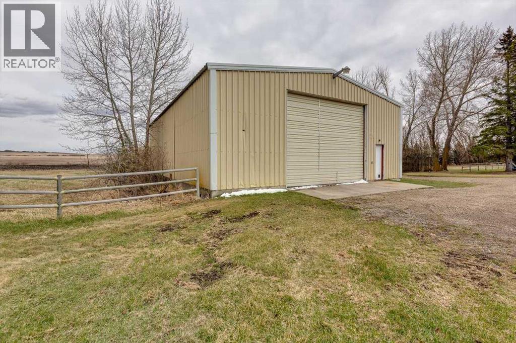 25408 Highway 597, Rural Lacombe County