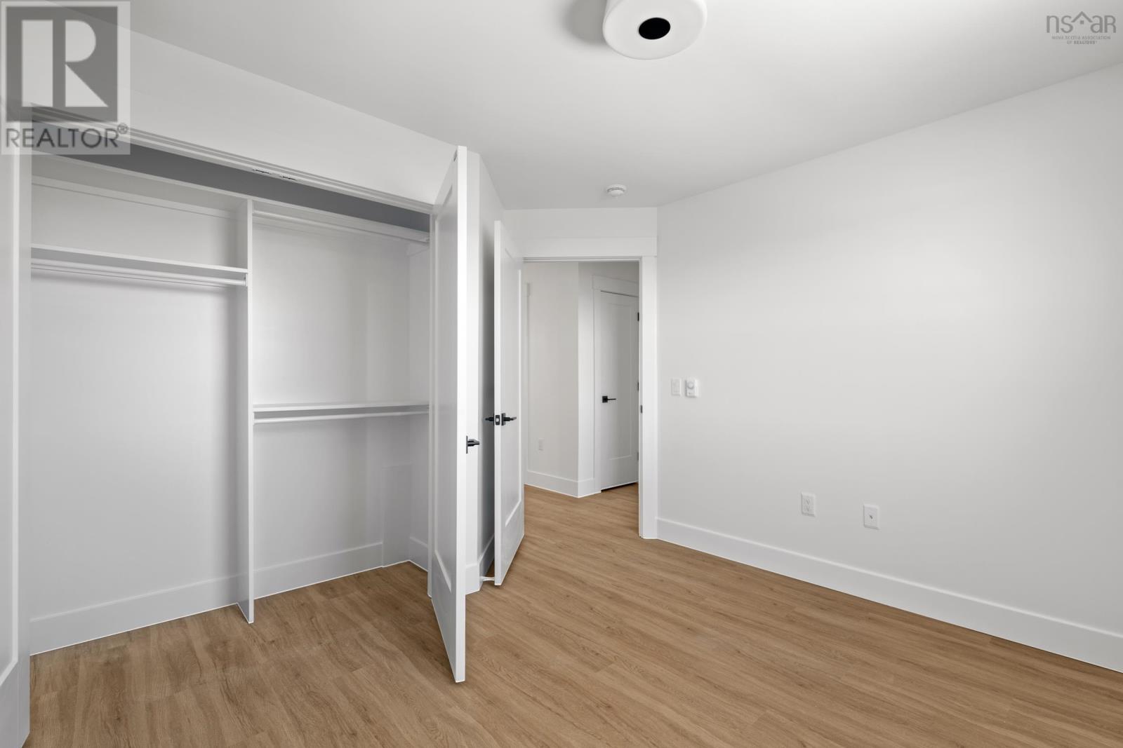 Property 6 of 34 of 141 Hideaway Trail