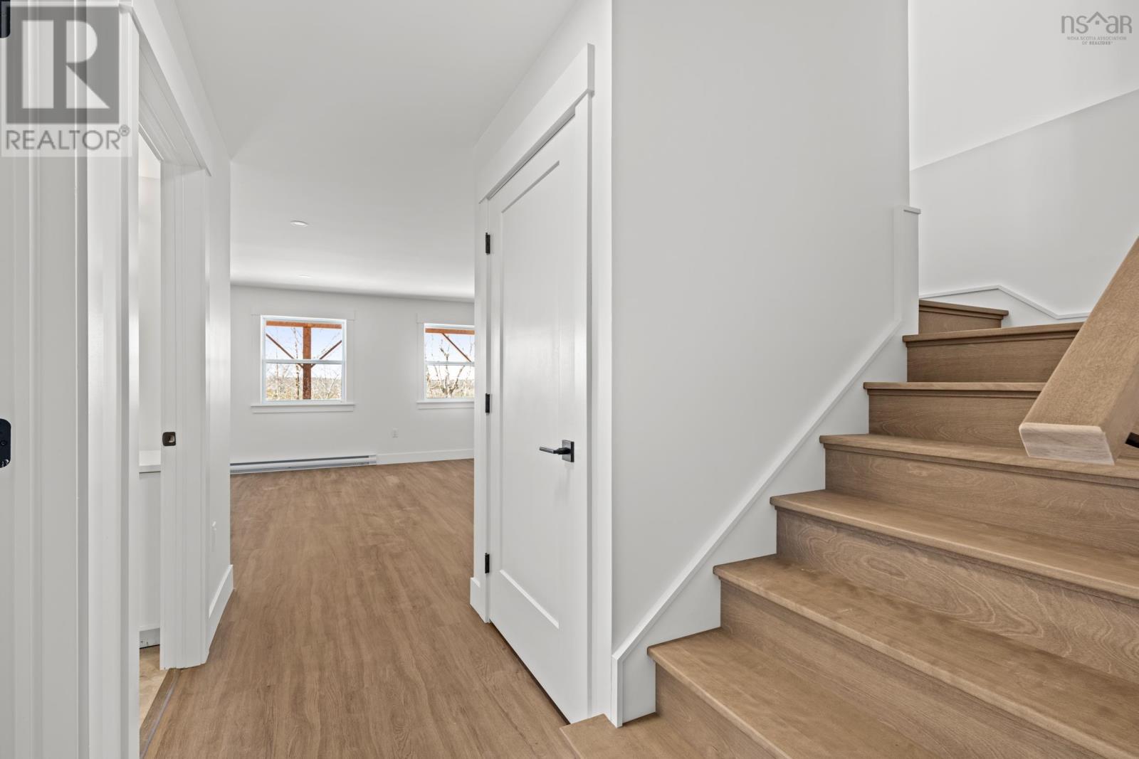 Property 19 of 34 of 141 Hideaway Trail